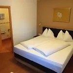 Aparthotel Garni Tannenhof 3*