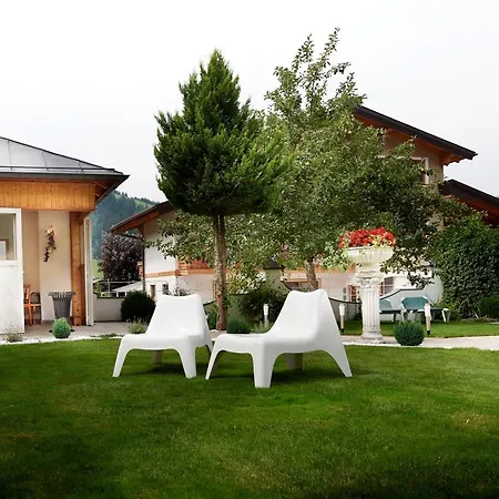 Garni Tannenhof Lägenhetshotell 3*