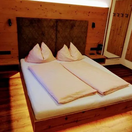 Garni Tannenhof פלאכאו