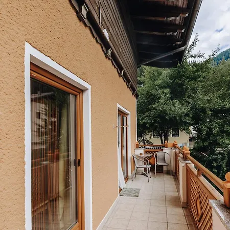 Garni Tannenhof Aparthotel Flachau