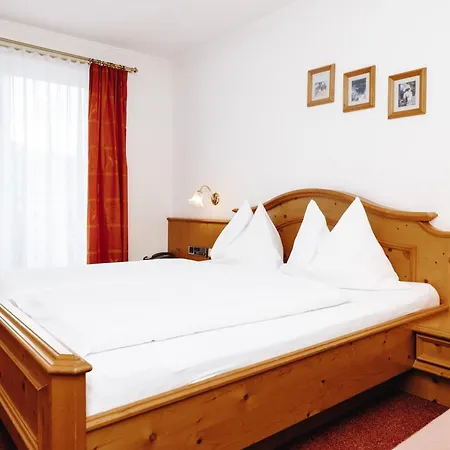 Garni Tannenhof פלאכאו