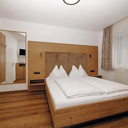 Apartahotel Garni Tannenhof